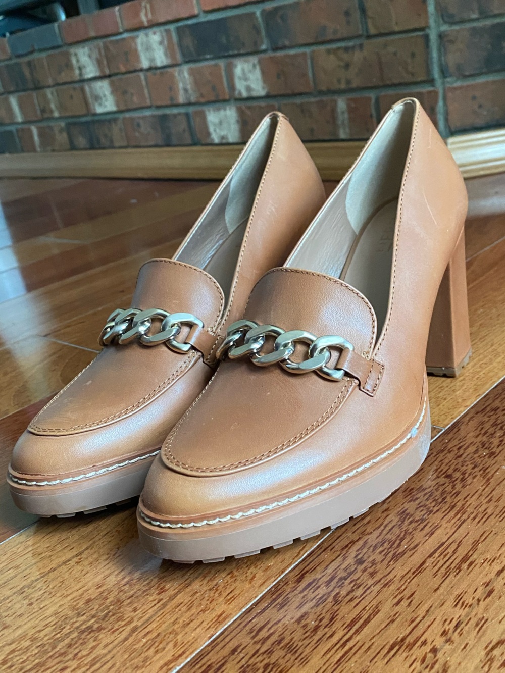 Naturalizer Tan Leather Chain-Trim Block Heel Mules